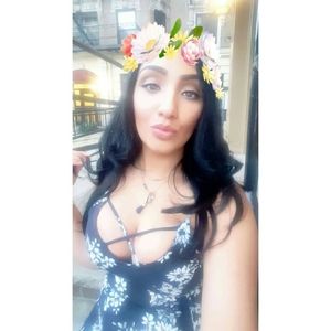 Meet your Posher, Luz